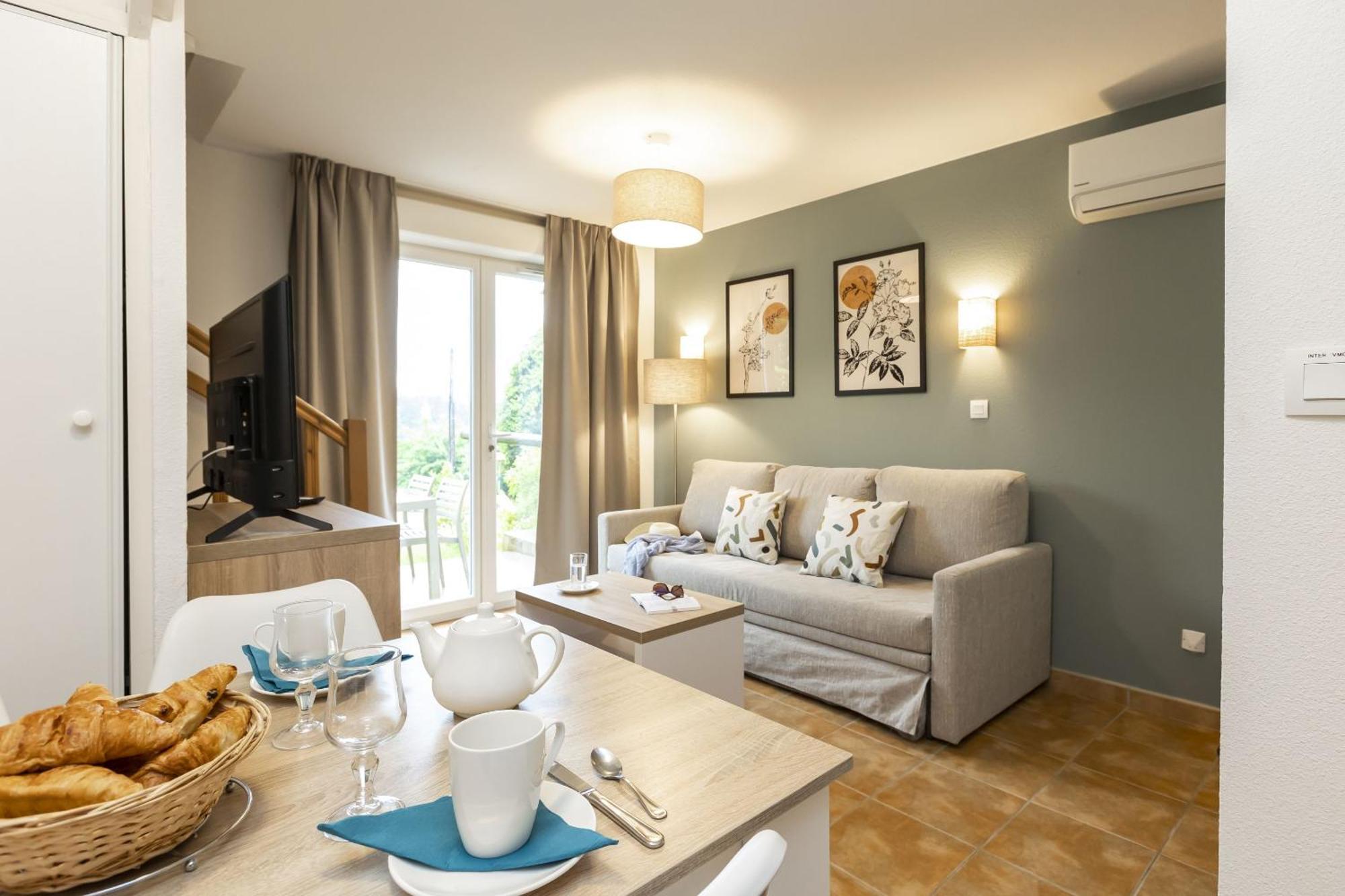 Residence Odalys - Les Coteaux De Sarlat Sarlat-la-Canéda Exterior foto